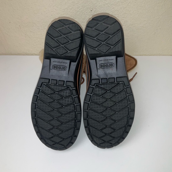 CROCS AllCast II Luxe Snow Boots with shearling at the collar - Picture 13 of 16